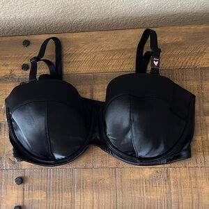Victoria’s Secret lightly lined satin bra